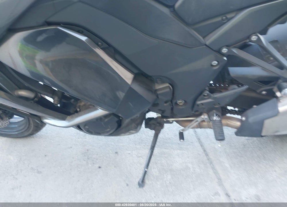 2015 KAWASAKI ZX1000 M VIN: JKAZXCM1XFA005405
