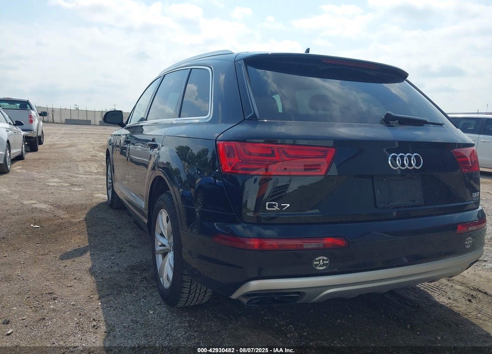 2017 AUDI Q7 3.0T PREMIUM VIN: WA1LAAF75HD036964