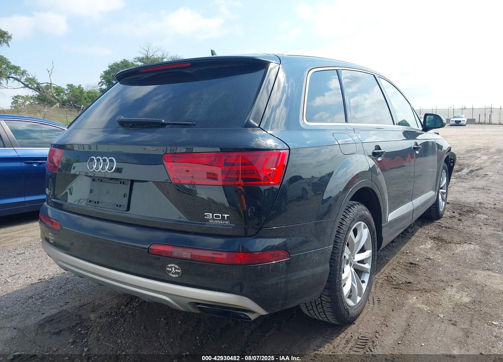 2017 AUDI Q7 3.0T PREMIUM VIN: WA1LAAF75HD036964