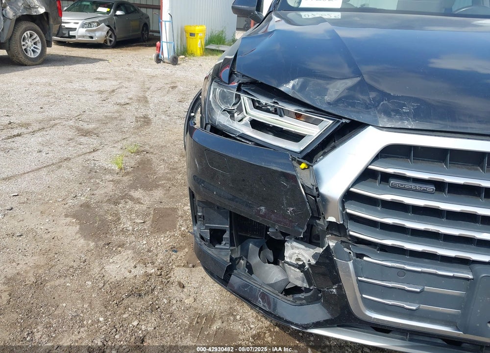 2017 AUDI Q7 3.0T PREMIUM VIN: WA1LAAF75HD036964