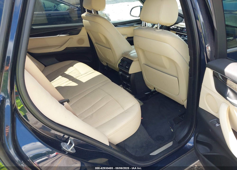 2017 BMW X5 VIN: 5UXKR2C38H0X04425