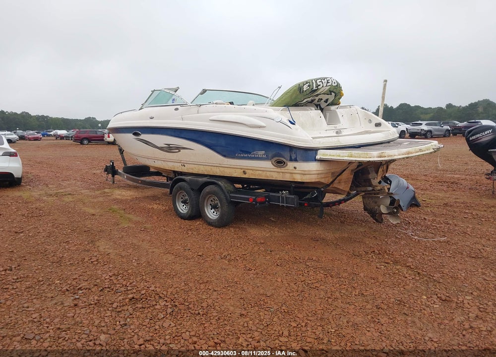 2001 CHAPARRAL 260-265 SSI SPORT BOAT VIN: FGBR0195A101