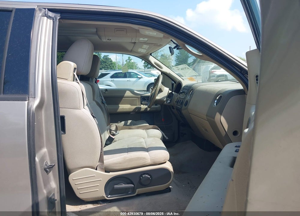 2004 FORD F-150 STX/XL/XLT VIN: 1FTRX12W04NA60220