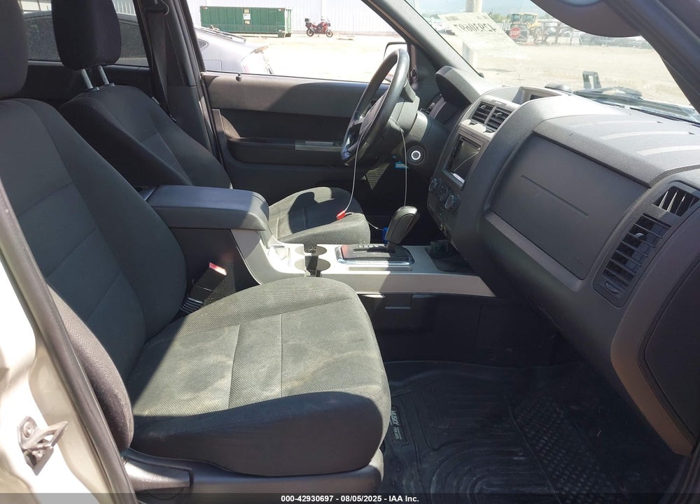 2009 FORD ESCAPE VIN: 1FMCU93G39KA10324