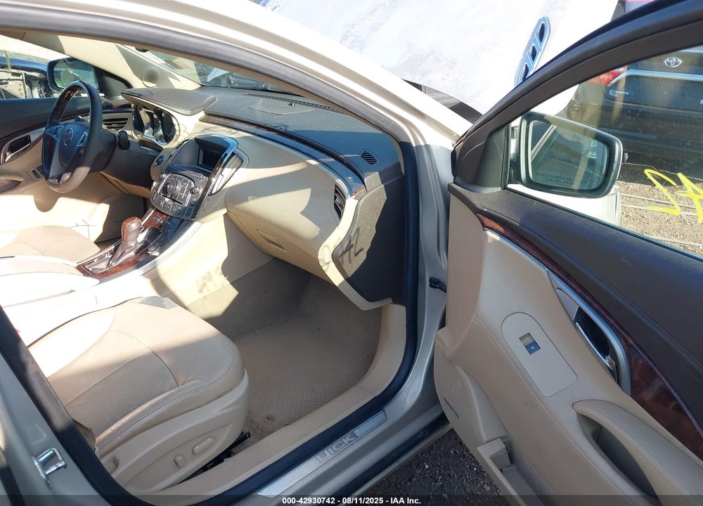 2011 BUICK LACROSSE CXS VIN: 1G4GE5ED9BF155215