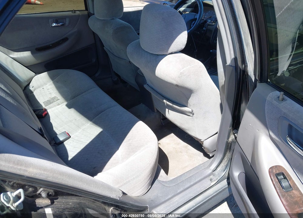 2002 HONDA ACCORD 2.3 SE VIN: 1HGCG56702A112502