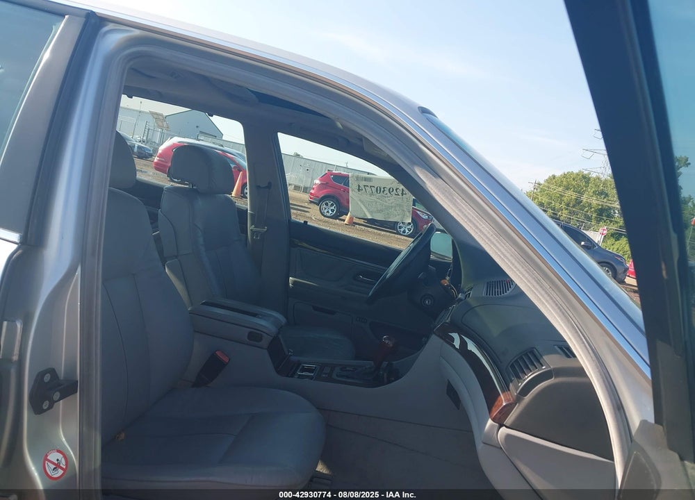 2001 BMW 740IL VIN: WBAGH83491DP27035
