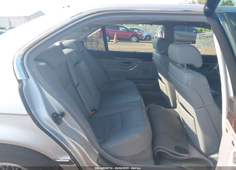 2001 BMW 740IL VIN: WBAGH83491DP27035