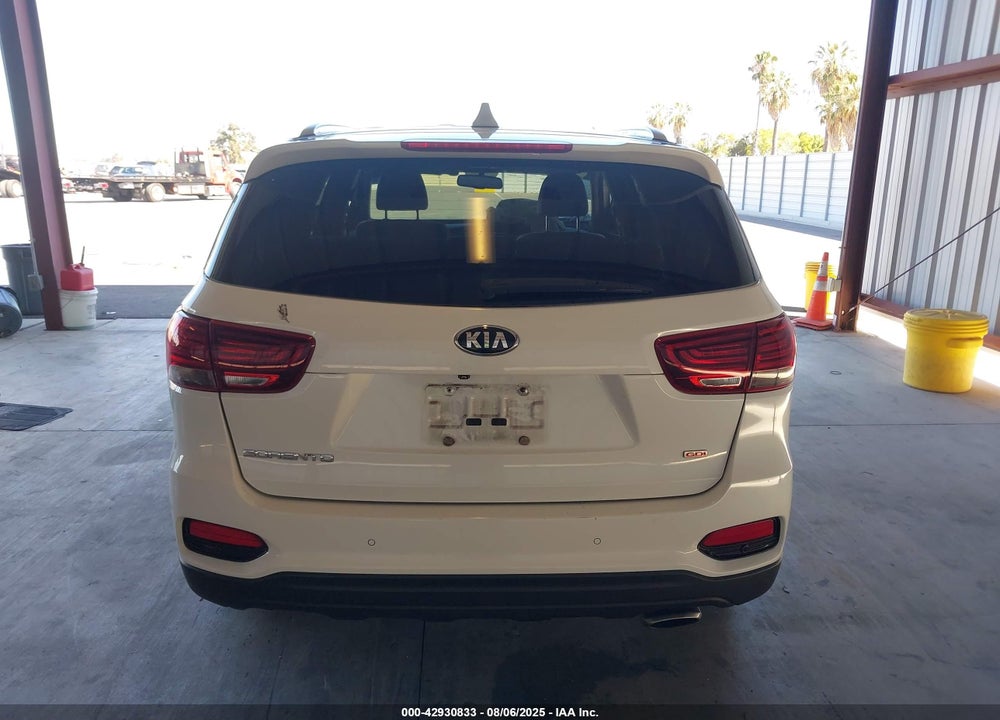 2019 KIA SORENTO VIN: 5XYPGDA30KG447399