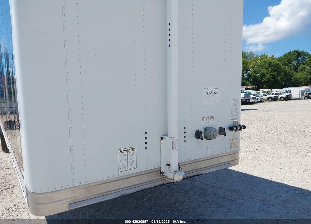 2014 HYUNDAI TRANSLEAD INC --- VIN: 3H3V281C9ET430002