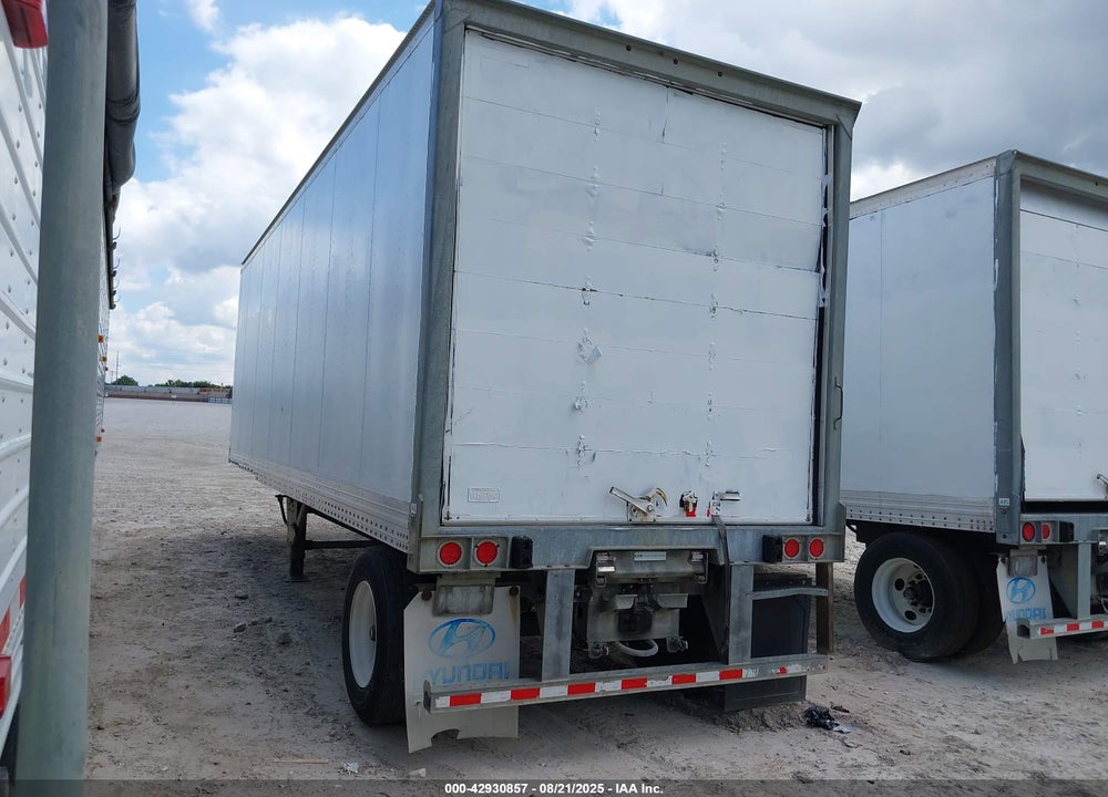 2014 HYUNDAI TRANSLEAD INC --- VIN: 3H3V281C9ET430002