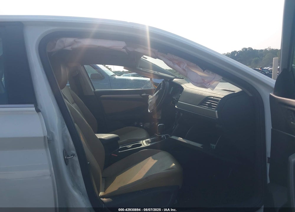 2019 VOLKSWAGEN JETTA VIN: 3VWC57BU5KM138444