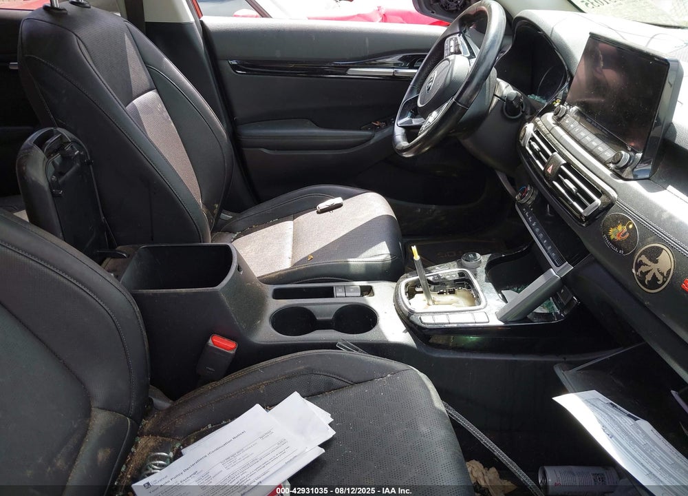2021 KIA SELTOS VIN: KNDETCA24M7115518