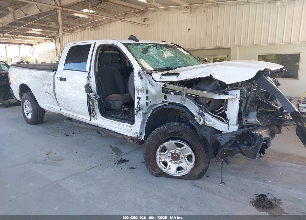 2019 RAM 3500 TRADESMAN  4X4 8' BOX VIN: 3C63R3GJ1KG724370