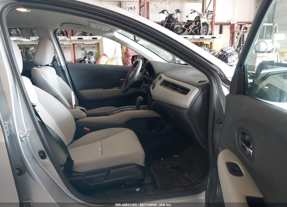 2019 HONDA HR-V VIN: 3CZRU6H31KG702513
