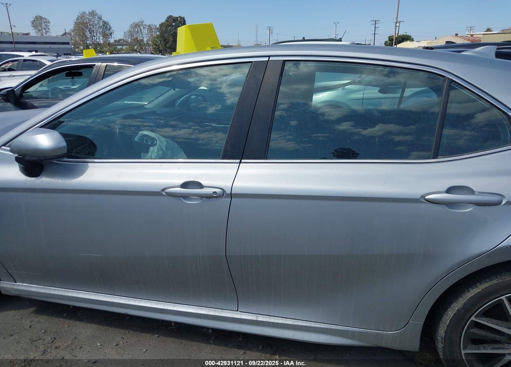 2021 TOYOTA CAMRY VIN: 4T1G11AK5MU552122