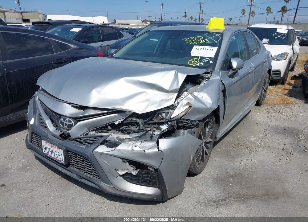2021 TOYOTA CAMRY VIN: 4T1G11AK5MU552122