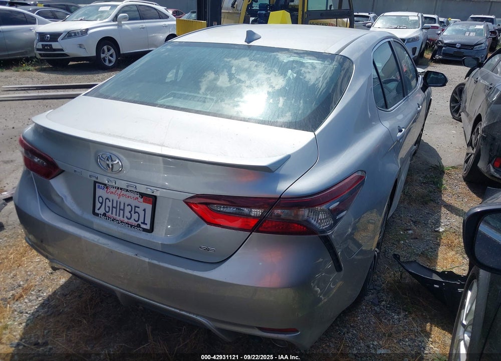 2021 TOYOTA CAMRY VIN: 4T1G11AK5MU552122