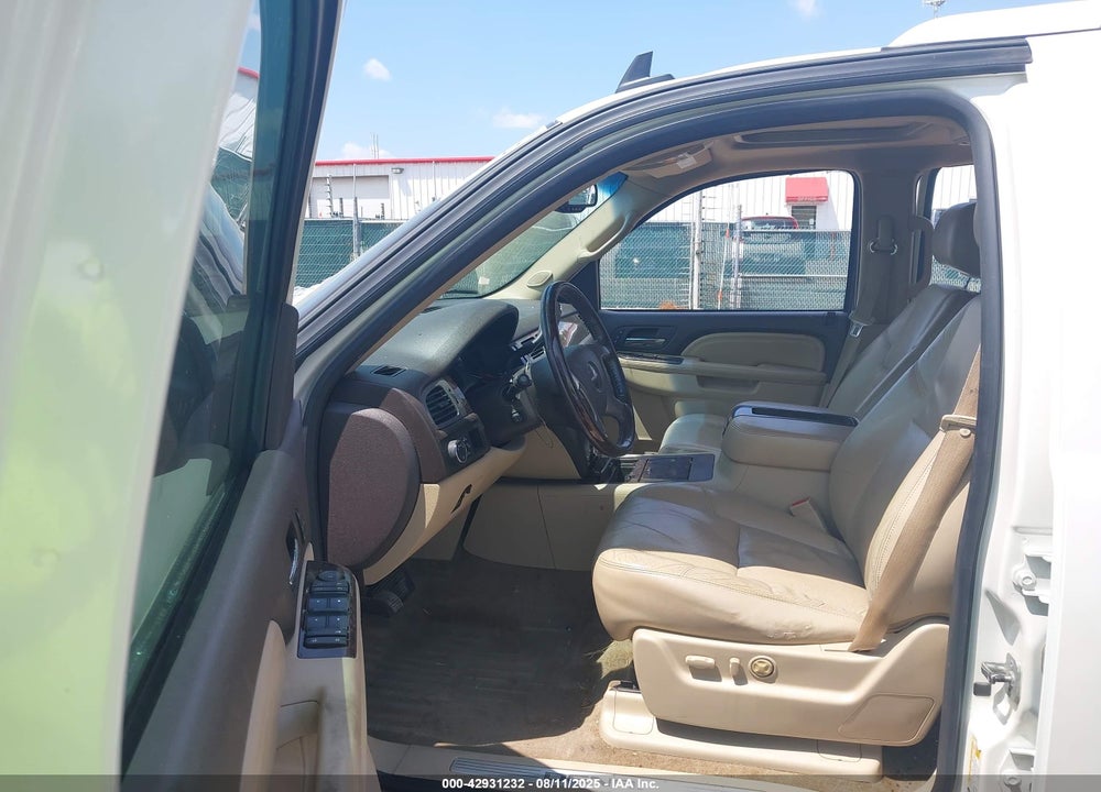 2010 GMC YUKON XL VIN: 1GKUKMEF9AR205012