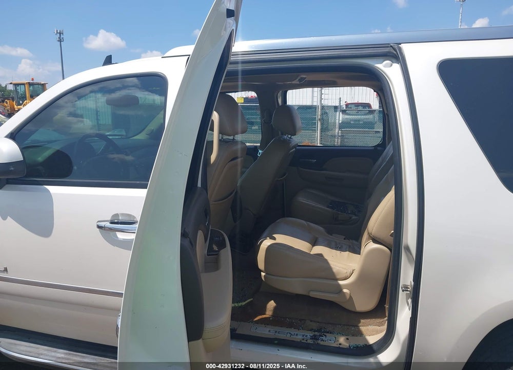2010 GMC YUKON XL VIN: 1GKUKMEF9AR205012