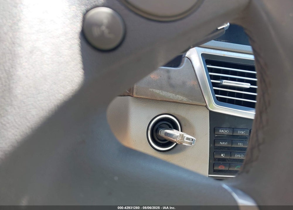 2011 MERCEDES-BENZ E-CLASS VIN: WDDHF5GB2BA287639