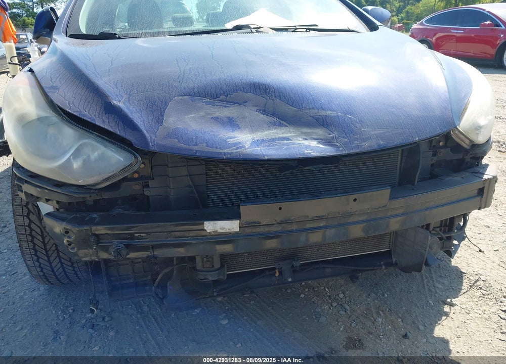 2013 HYUNDAI ELANTRA VIN: 5NPDH4AE9DH244637