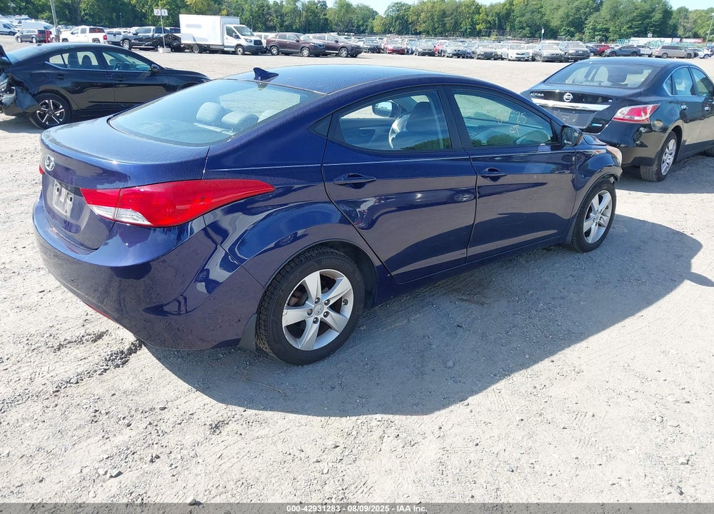 2013 HYUNDAI ELANTRA VIN: 5NPDH4AE9DH244637