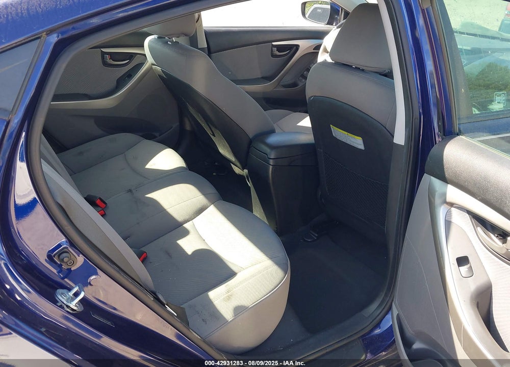 2013 HYUNDAI ELANTRA VIN: 5NPDH4AE9DH244637