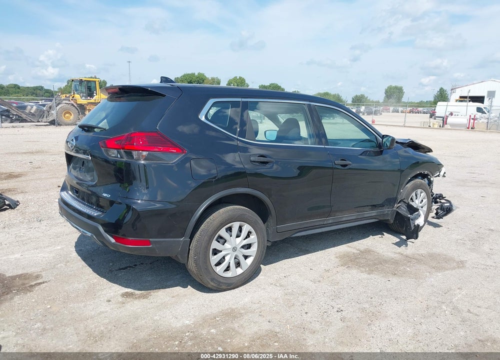 2017 NISSAN ROGUE VIN: 5N1AT2MV6HC788902