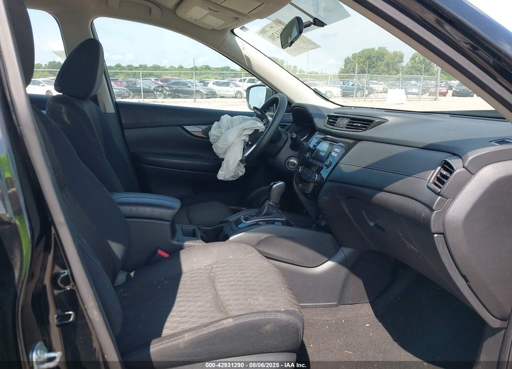 2017 NISSAN ROGUE VIN: 5N1AT2MV6HC788902