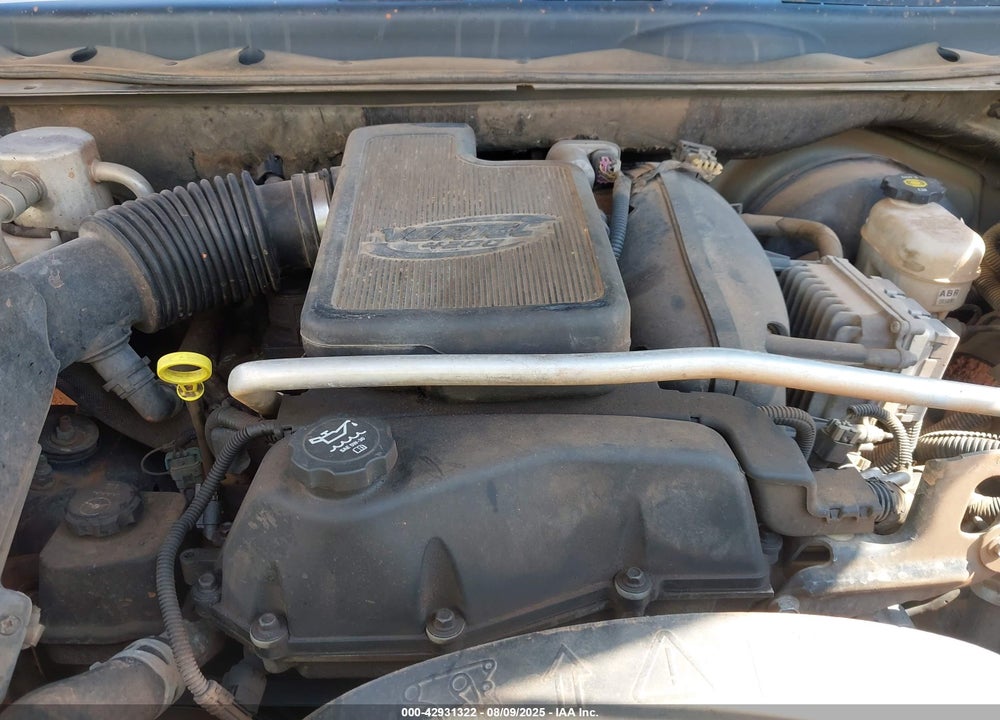 2005 CHEVROLET TRAILBLAZER LS VIN: 1GNDT13S452352741