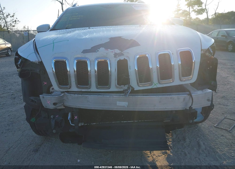 2014 JEEP CHEROKEE VIN: 1C4PJMDS5EW265208
