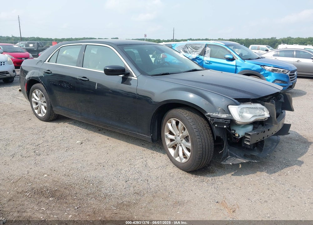 2018 CHRYSLER 300 TOURING L AWD VIN: 2C3CCARG4JH229020