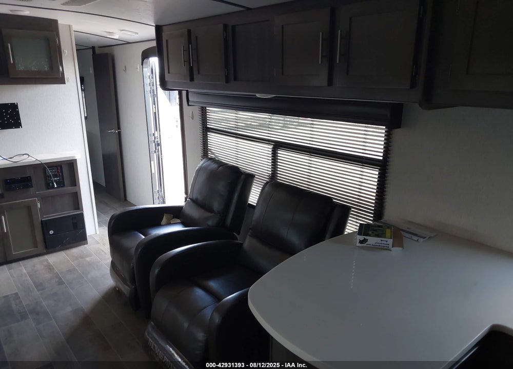 2019 CROSSROADS SUNSET TRAIL SUPER L VIN: 4YDT29123K5351211