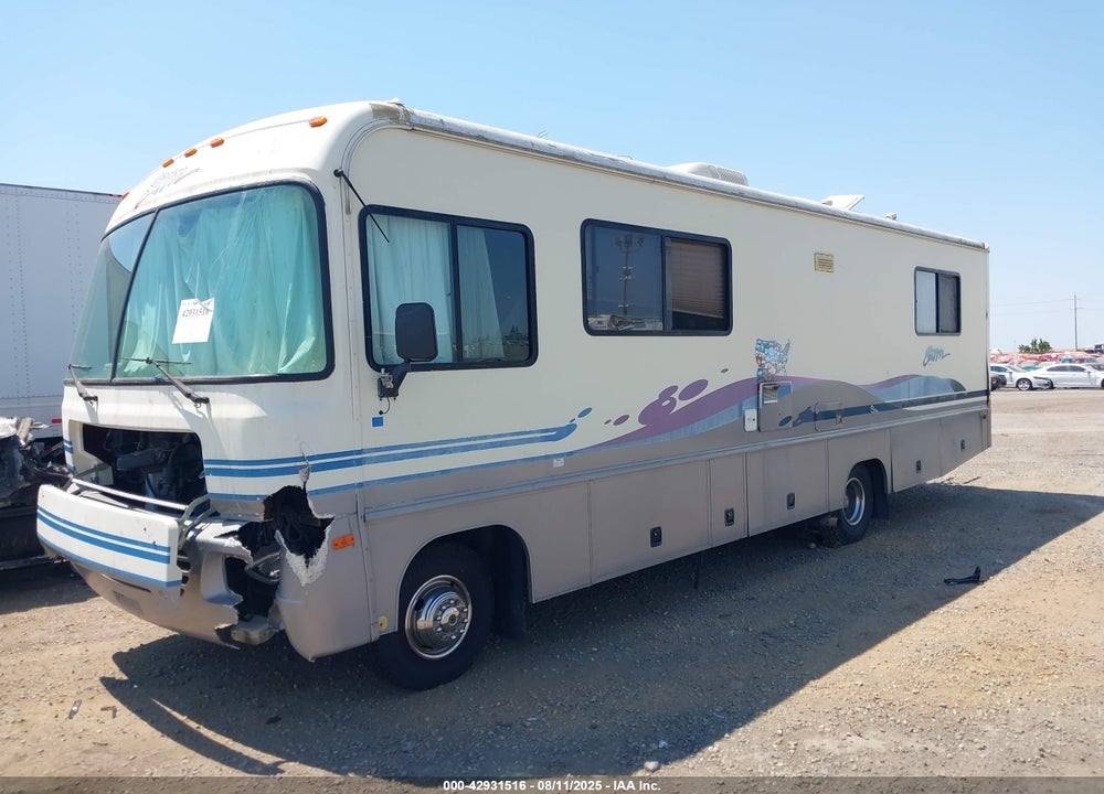 1997 FLEETWOOD F530 VIN: 3FCMF53G1VJA10810
