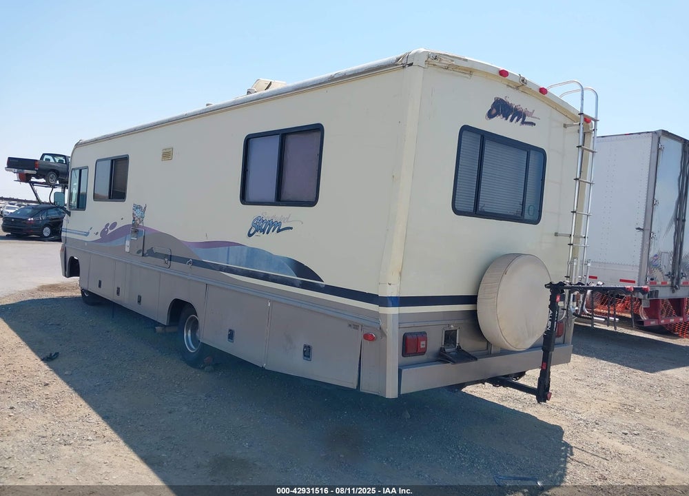 1997 FLEETWOOD F530 VIN: 3FCMF53G1VJA10810