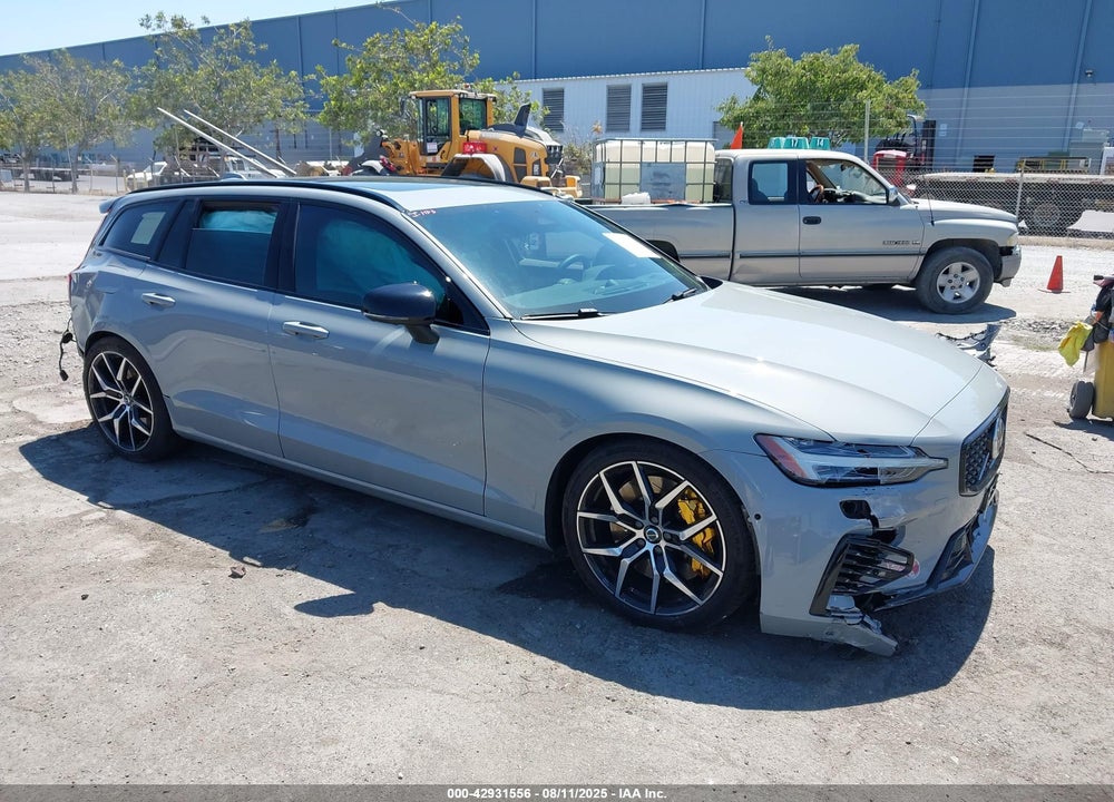 2025 POLESTAR VOLVO V60 PLUG-IN HYBRID T8  ENGINEERED VIN: YV1H60EP8S1642478