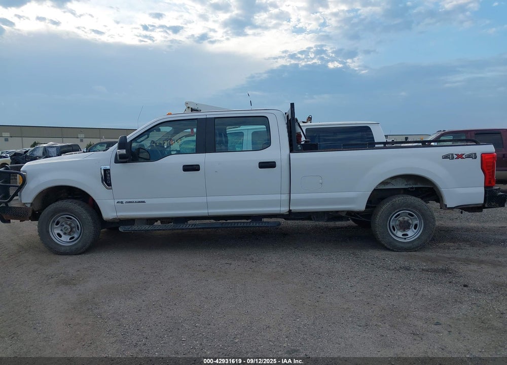 2017 FORD F-350 XL VIN: 1FT8W3BT5HEF21725