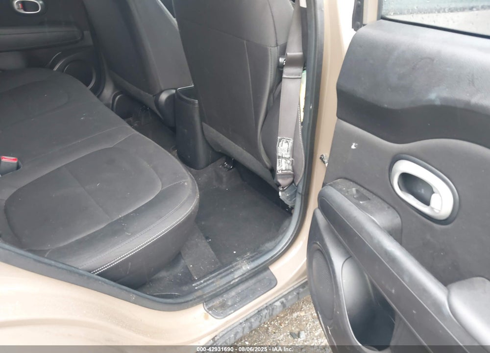 2015 KIA SOUL VIN: KNDJN2A21F7231698