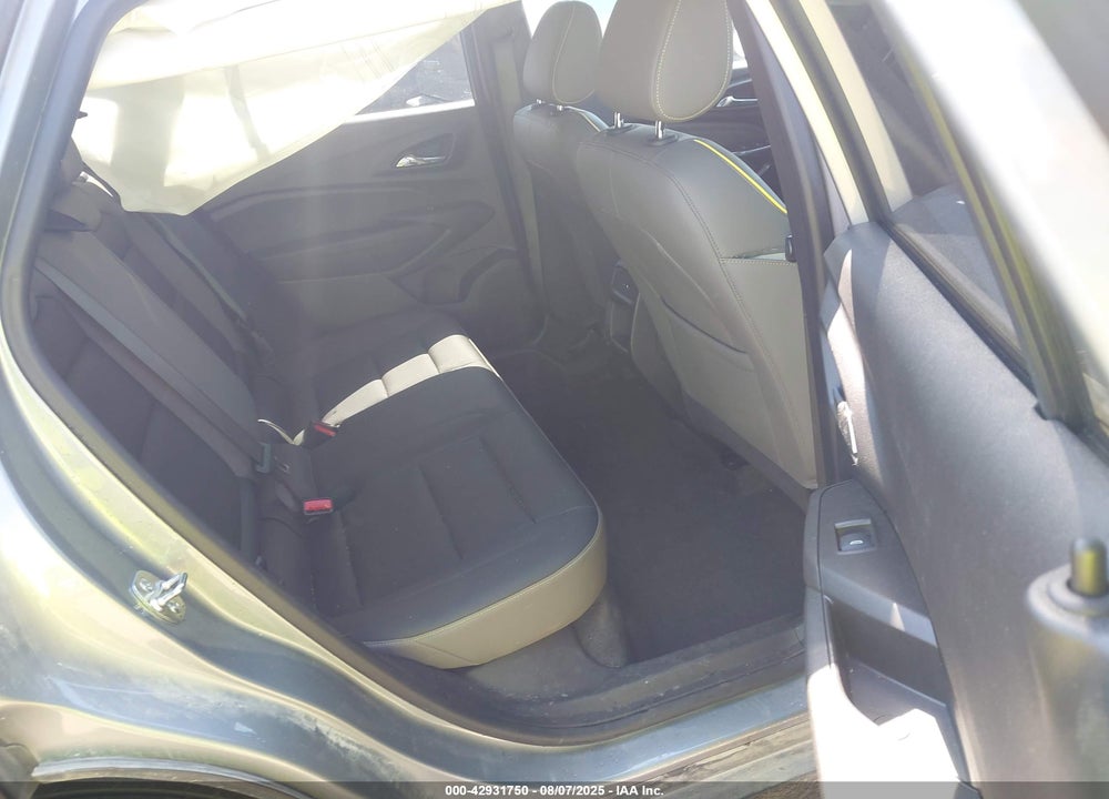 2025 CHEVROLET TRAX VIN: KL77LKEP8SC066401