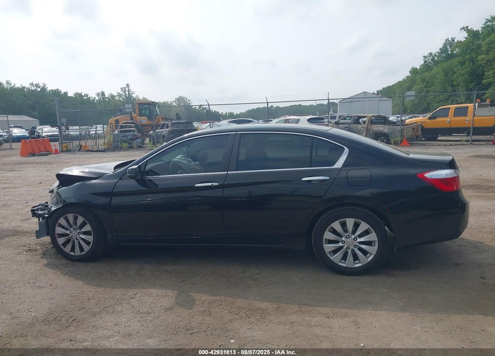 2015 HONDA ACCORD VIN: 1HGCR2F71FA025786