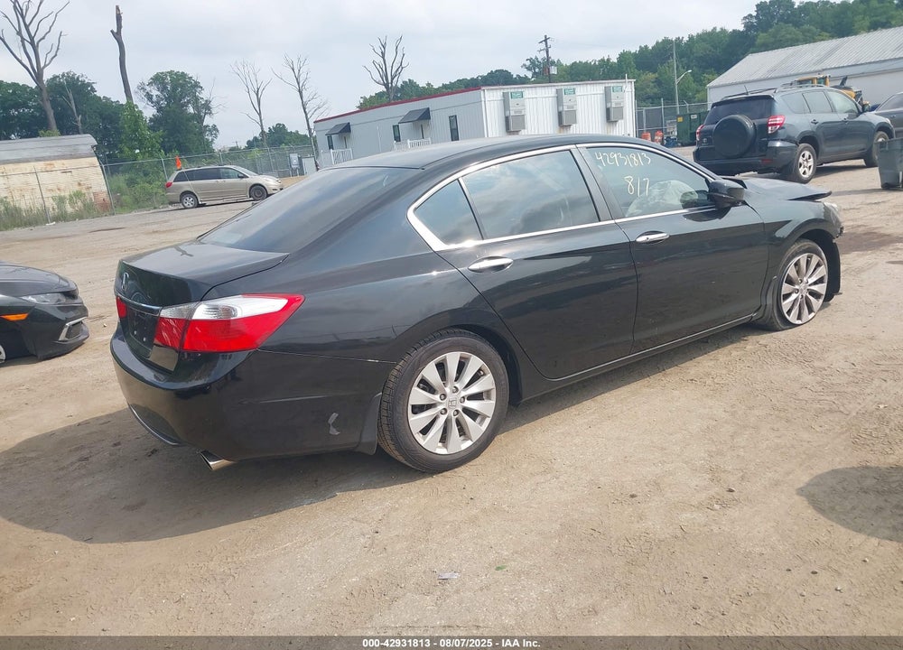 2015 HONDA ACCORD VIN: 1HGCR2F71FA025786