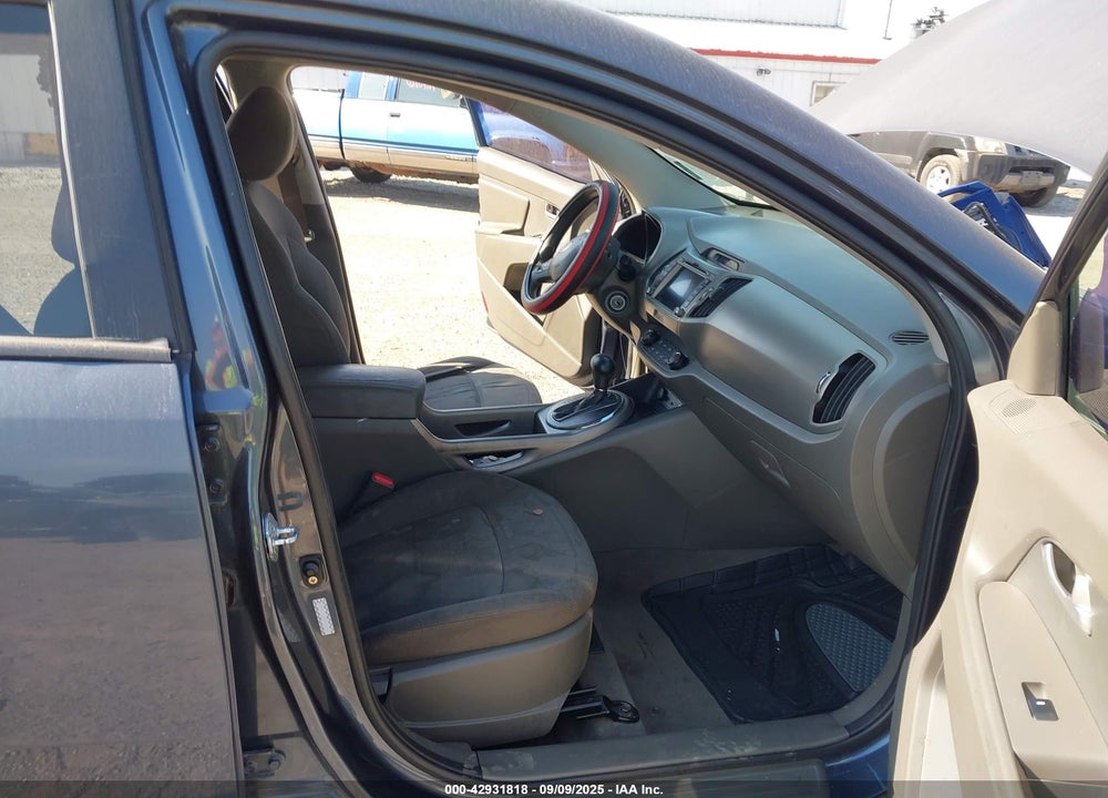 2011 KIA SPORTAGE VIN: KNDPB3A2XB7050487
