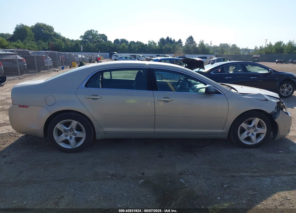 2011 CHEVROLET MALIBU VIN: 1G1ZB5E11BF115330