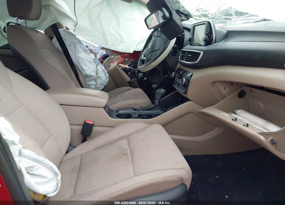 2021 HYUNDAI TUCSON VIN: KM8J33A41MU330299