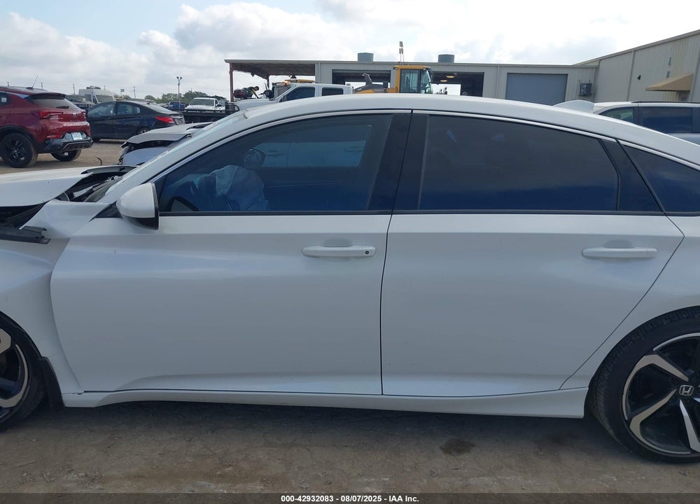 2018 HONDA ACCORD SPORT VIN: 1HGCV1F33JA185678