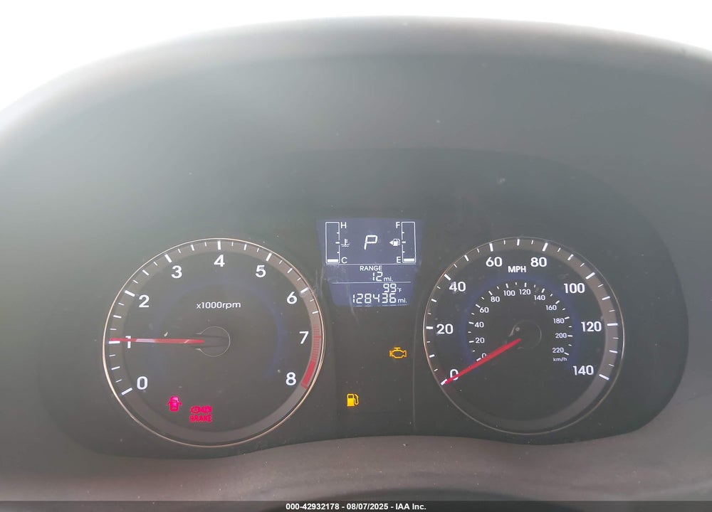 2016 HYUNDAI ACCENT VIN: KMHCT4AE8GU076070