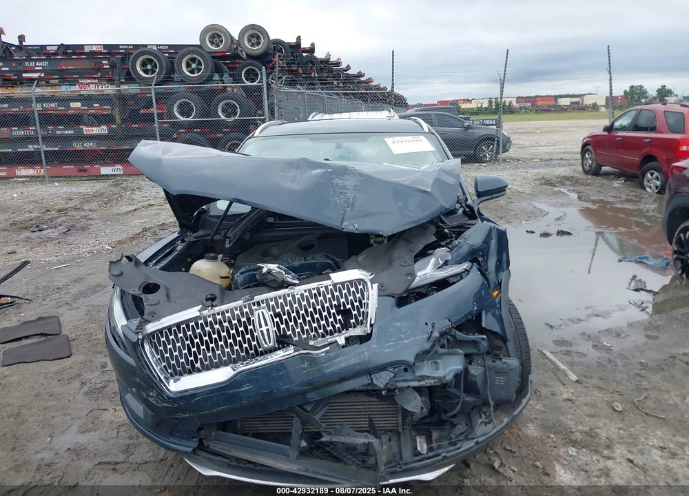 2019 LINCOLN MKC SELECT VIN: 5LMCJ2C92KUL09957