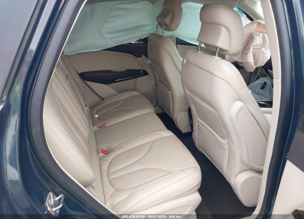 2019 LINCOLN MKC SELECT VIN: 5LMCJ2C92KUL09957