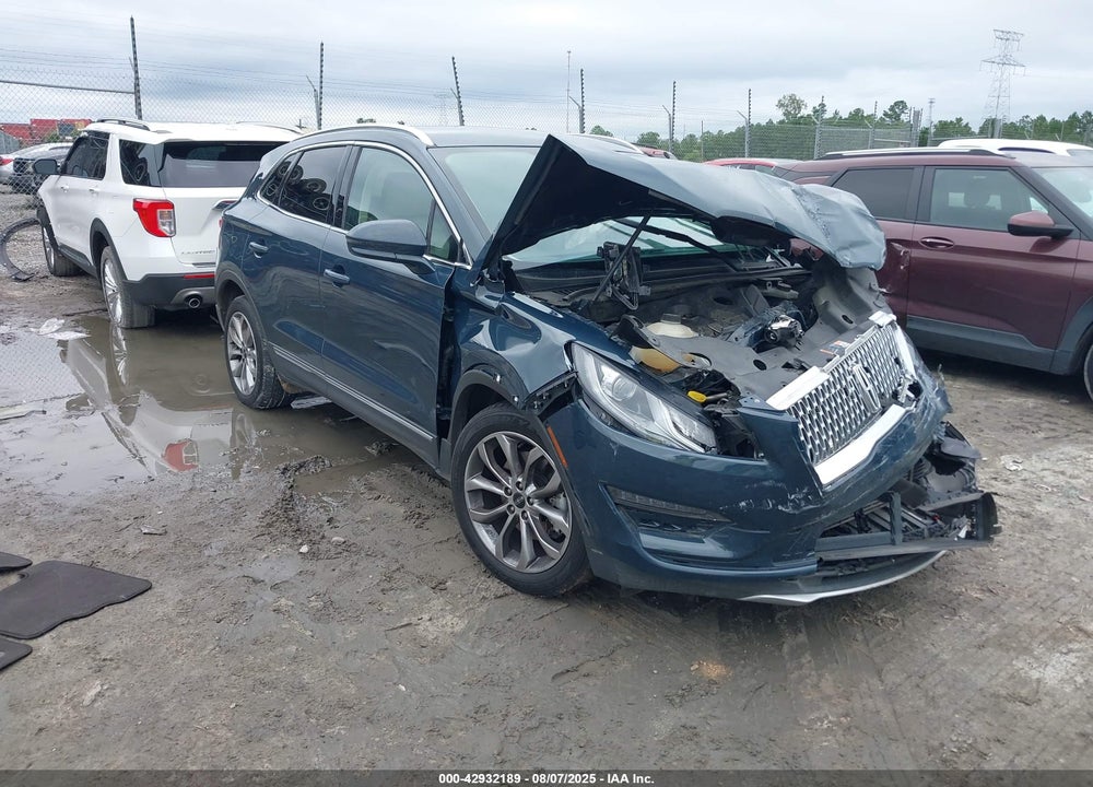 2019 LINCOLN MKC SELECT VIN: 5LMCJ2C92KUL09957